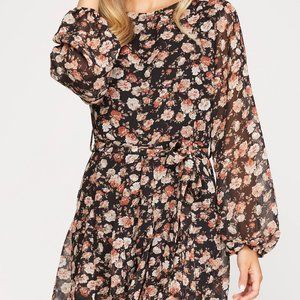 NWT She And Sky Long Sleeve Floral Print Romper